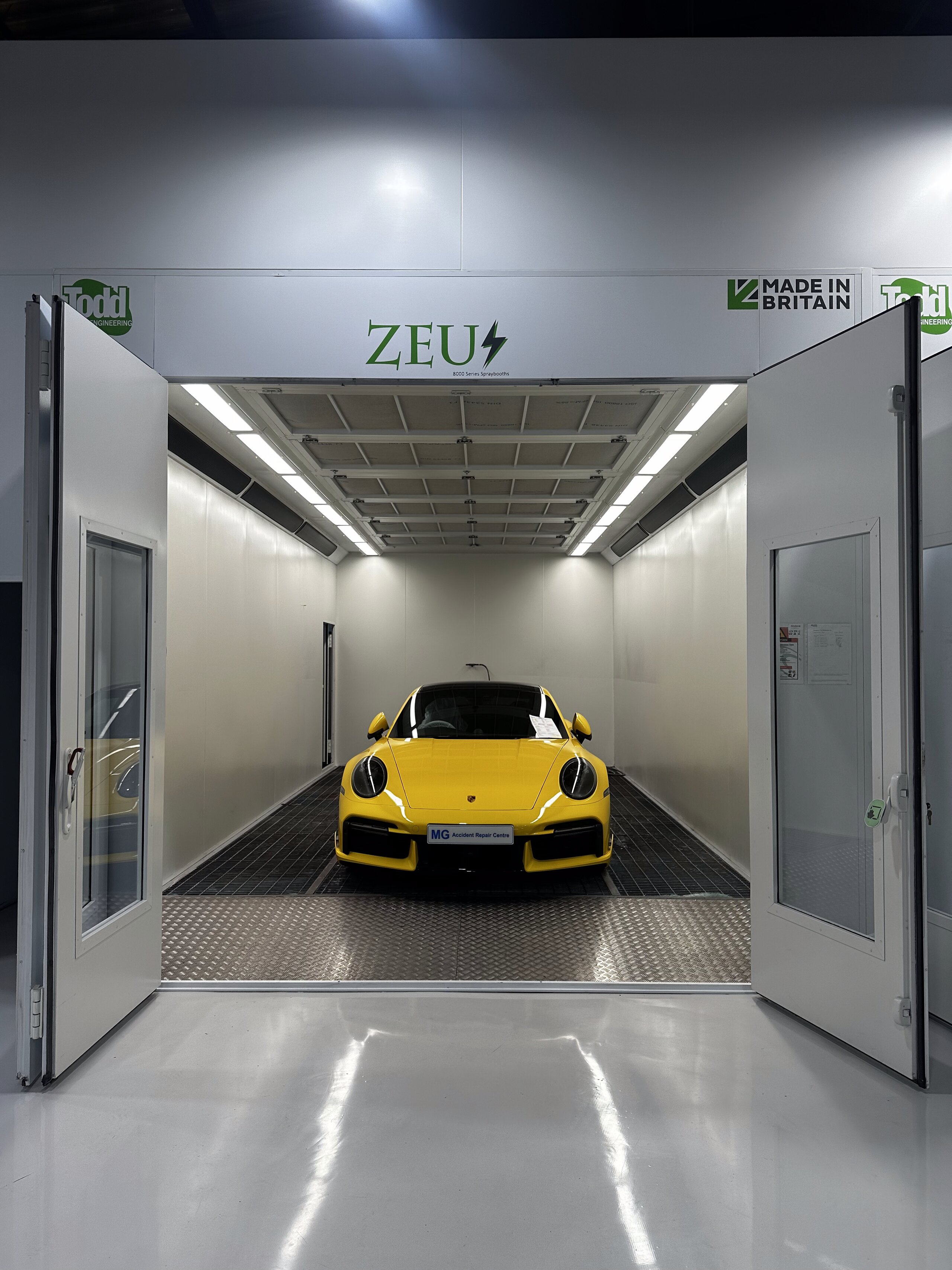 Zeus 8000